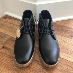 Men’s black boot size 10.5